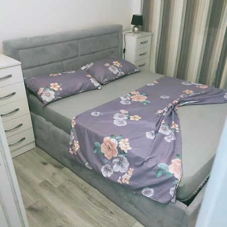 Mimoza Appartament Golem  Dış mekan fotoğraf